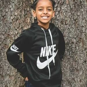 Meet your Posher, Destiny